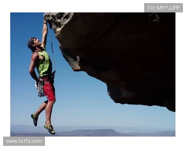 零基础也能轻松上手的攀岩入门指南带你安全开启岩壁挑战之旅
